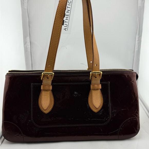 Louis Vuitton Handbags - Louis Vuitton Rosewood Monogram Vernis avenue Shoulder Bag